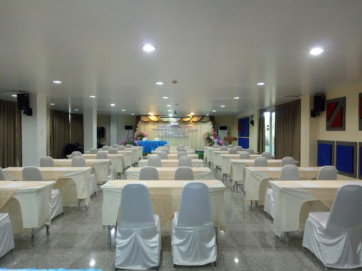 โรงแรมกนกกาญจน์  กาญจนบุรี ภายนอก รูปภาพ