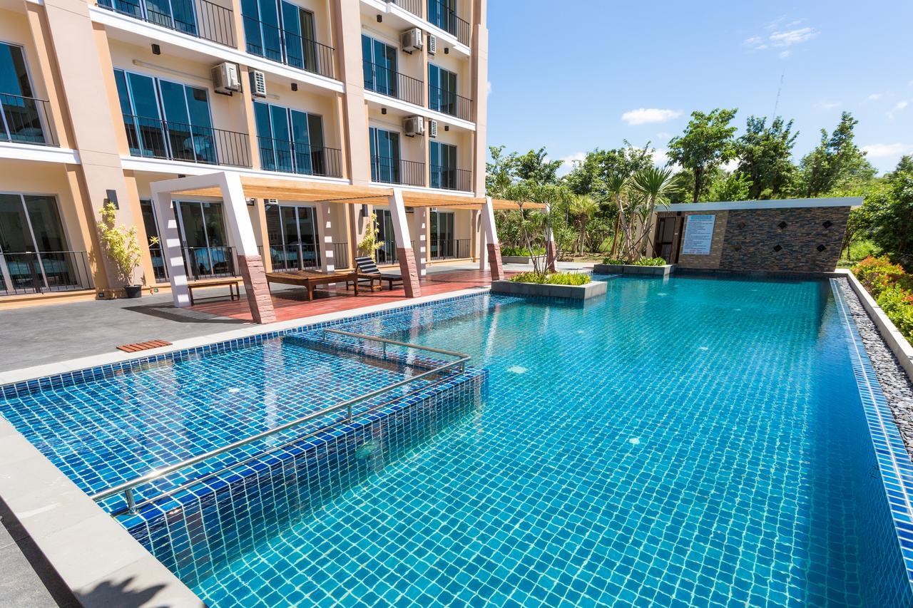 โรงแรมกนกกาญจน์  กาญจนบุรี ภายนอก รูปภาพ